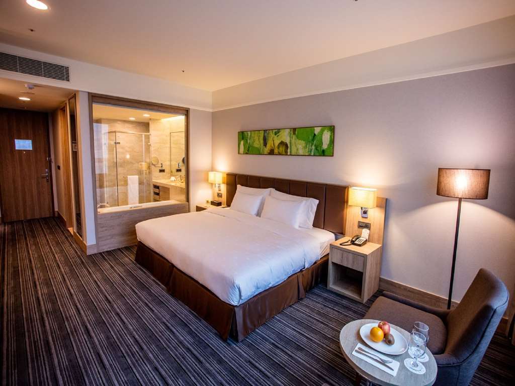 Fullon Hotel Таоюань Екстер'єр фото